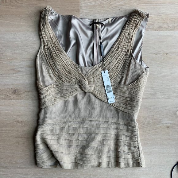 Elie Tahari Tops - ⚡️NWT⚡️ Elie Tahari 100% Silk Maree Blouse